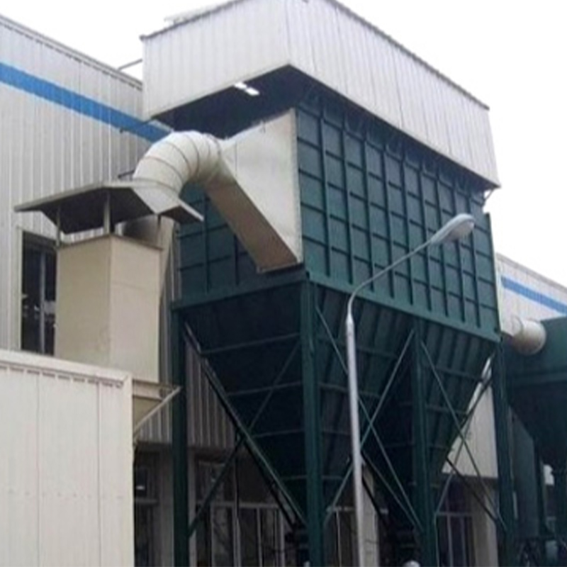 Zberač prachu s podtlakovým spätným ofukovaním